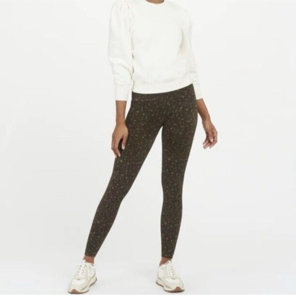 Women’s Spanx leggings animal print